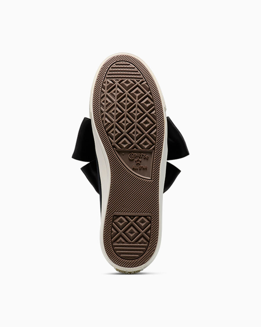 Women's Canvas Ballet Flat With Charms - Black - Black/Egret/Gold