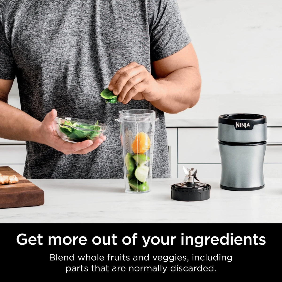 Ninja Nutri-Blender Plus 900-Peak-Watt With 3 20 oz. To-Go Cups
