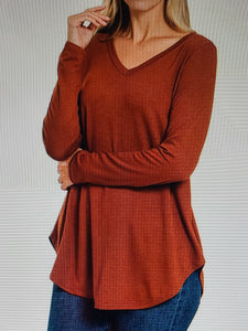 LONG SLEEVE V-NECK TOP