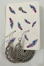 Load image into Gallery viewer, SILVER DANGLE EARRINGS
